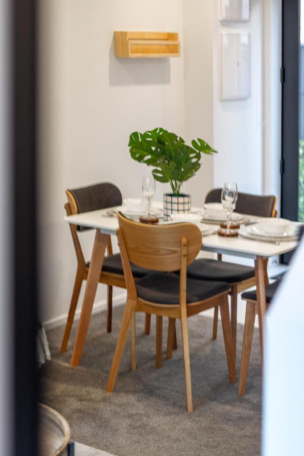 شقة Vibrant City Abode - 2 Bed 2 Bath كريستتشيرش المظهر الخارجي الصورة